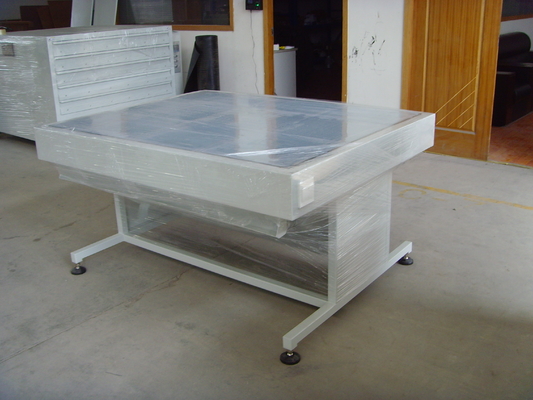 Caja de iluminación para serigrafía, mesa de control de serigrafía, dispositivo de control de calidad de serigrafía